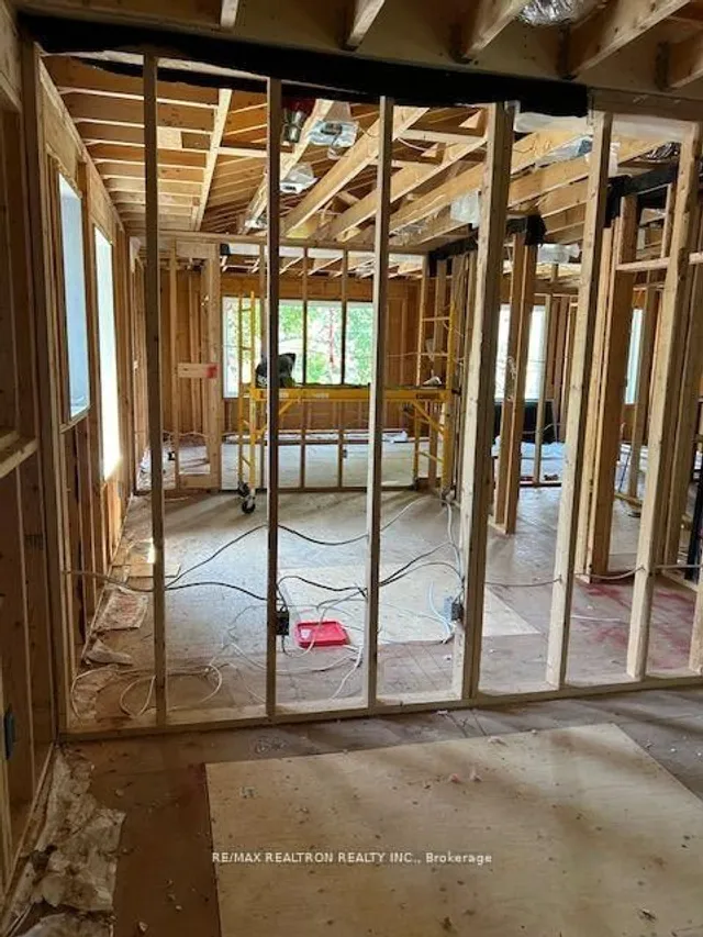 Additional property image - 213 Phyllis Ave