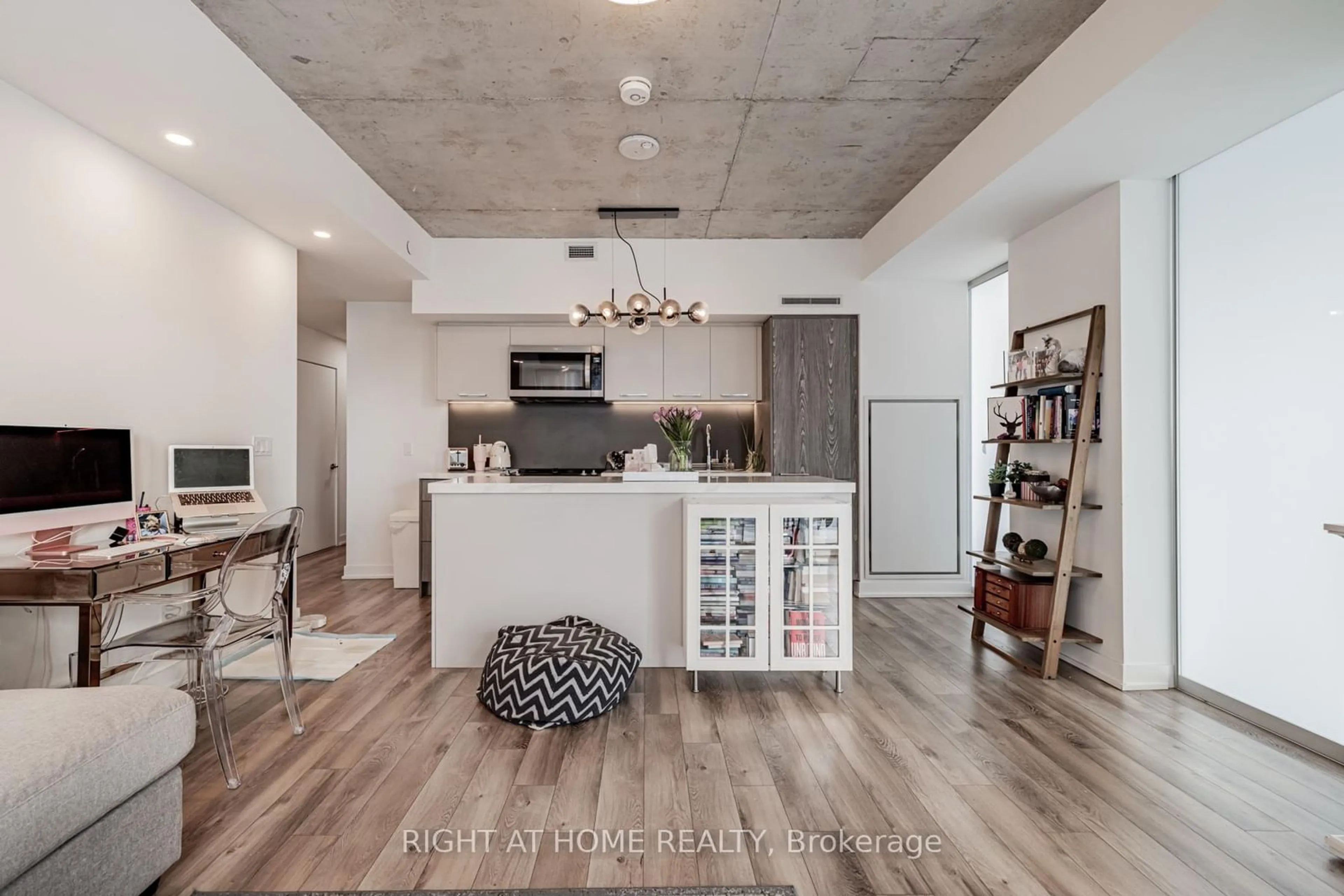 Open concept kitchen, unknown for 25 Baseball Pl #607, Toronto Ontario M4M 0E7