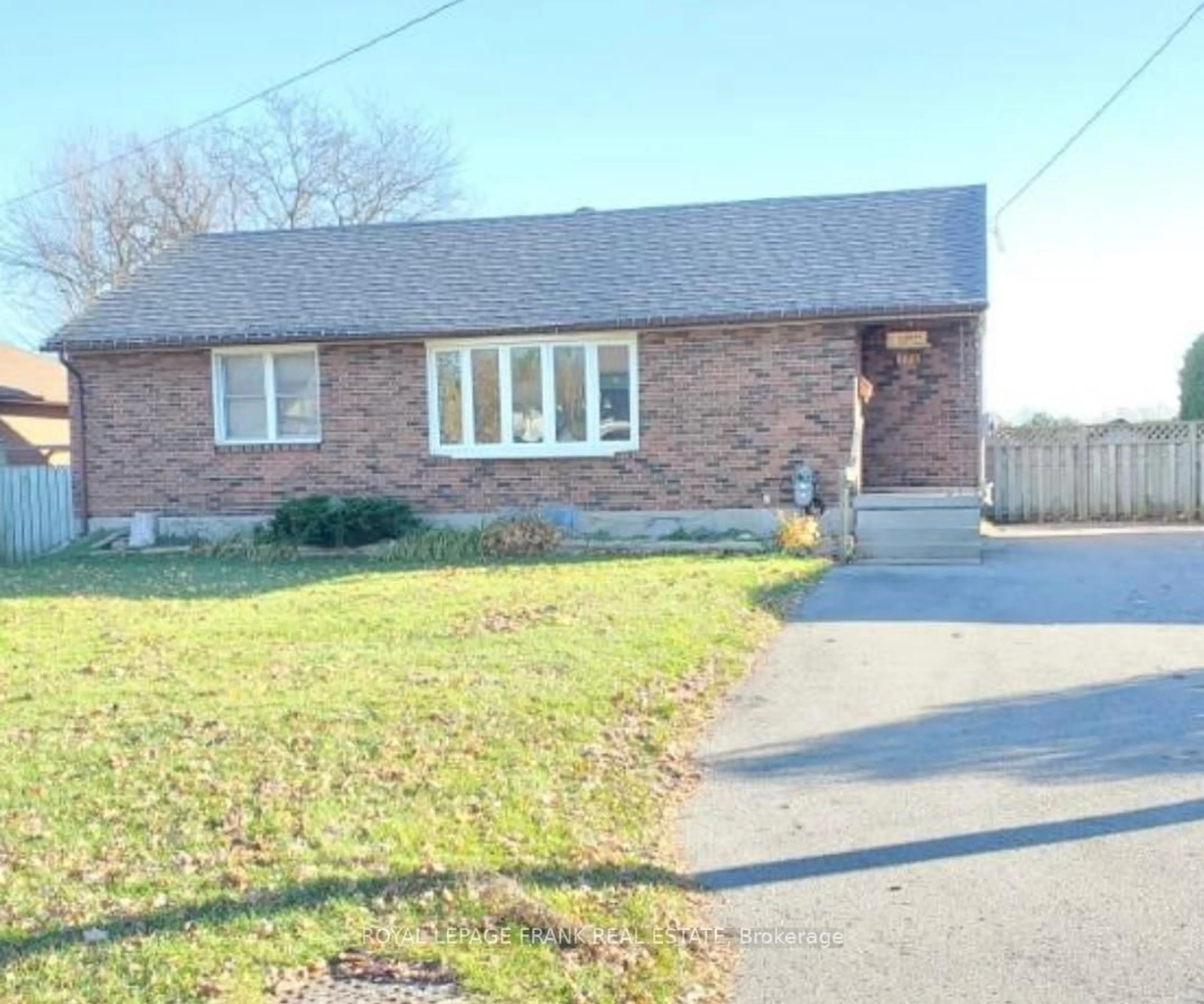 Home with brick exterior material, street for 779 Whitman Cres, Oshawa Ontario L1H 3L5