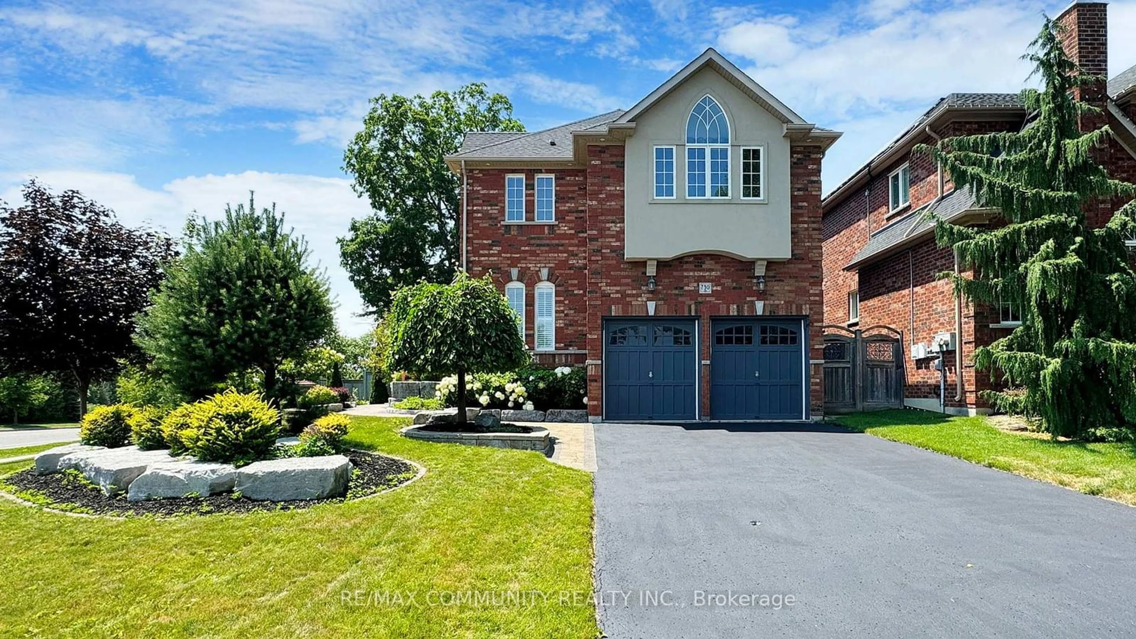 Home with brick exterior material, street for 730 Longworth Ave, Clarington Ontario L1C 0C7