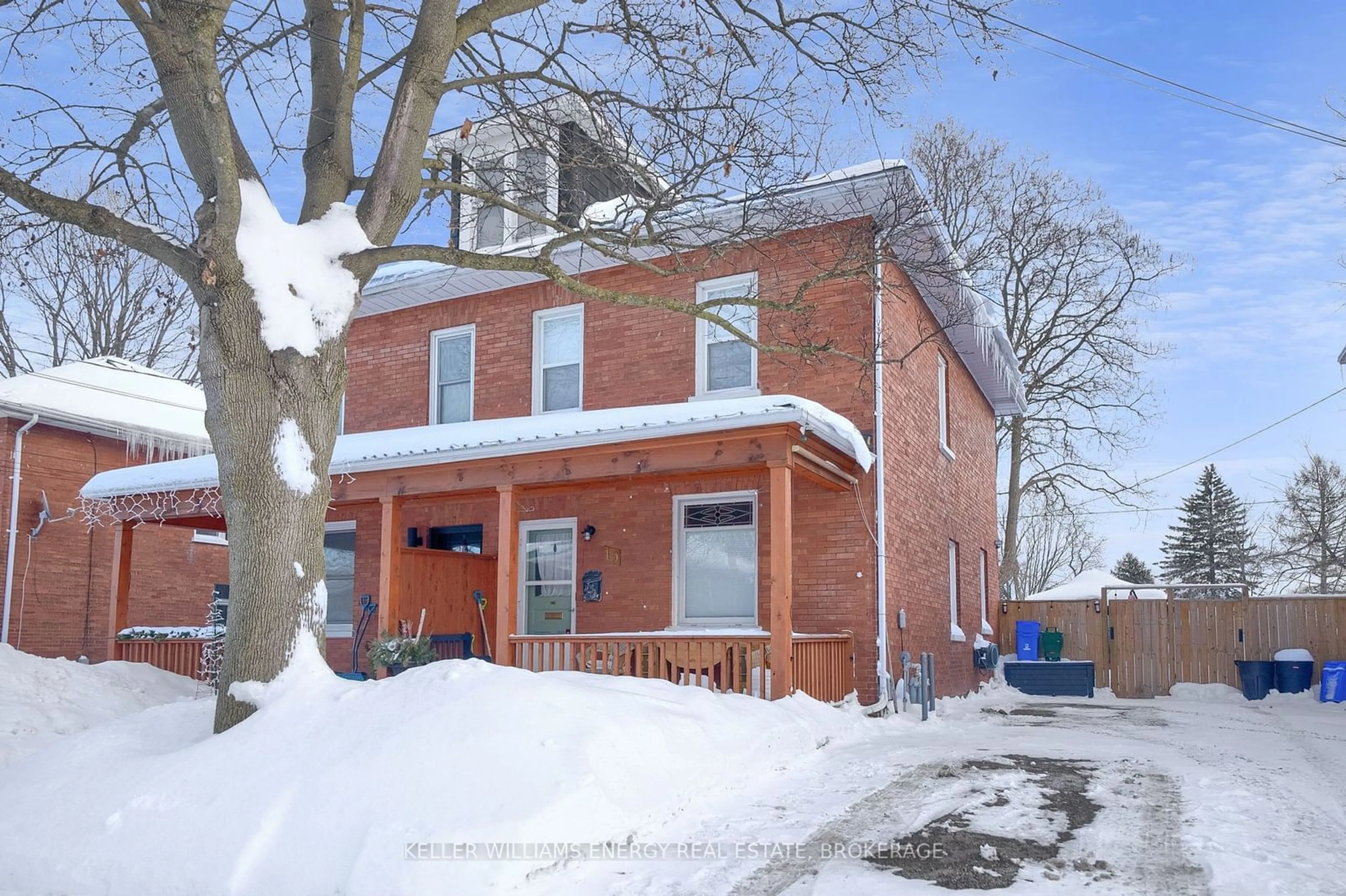 Home with brick exterior material, street for 19 Carlisle Ave, Clarington Ontario L1C 1W4