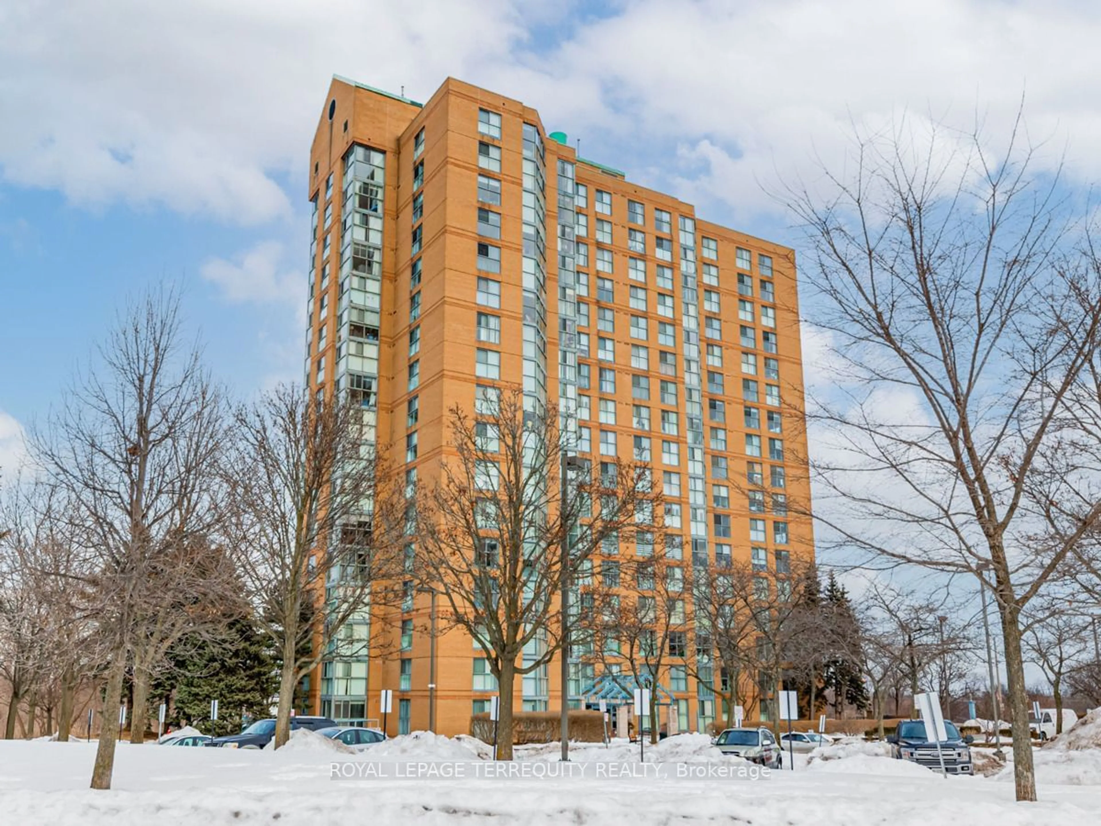 Indoor foyer for 90 Dale Ave #1105, Toronto Ontario M1J 3N4