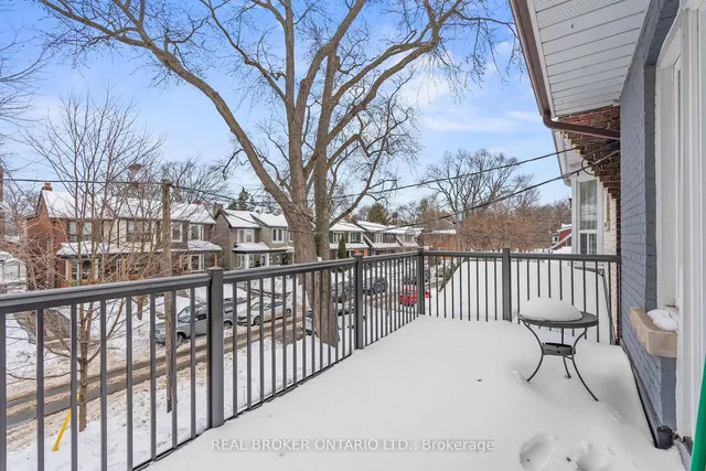 Additional property image - 32 Monarch Park Ave