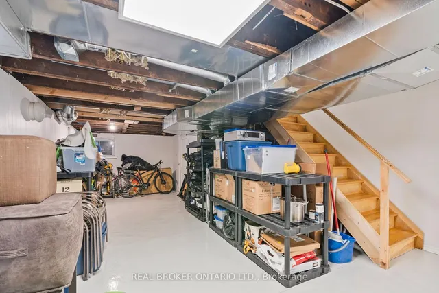 Additional property image - 32 Monarch Park Ave