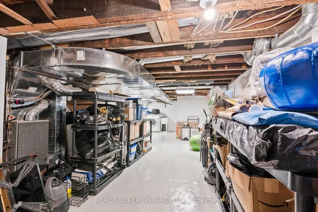 Additional property image - 32 Monarch Park Ave