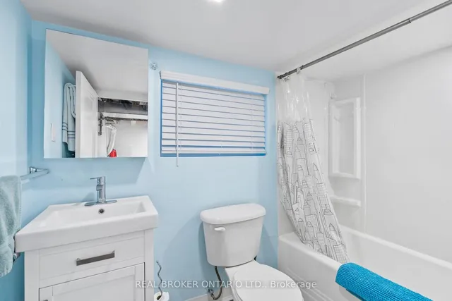 Additional property image - 32 Monarch Park Ave