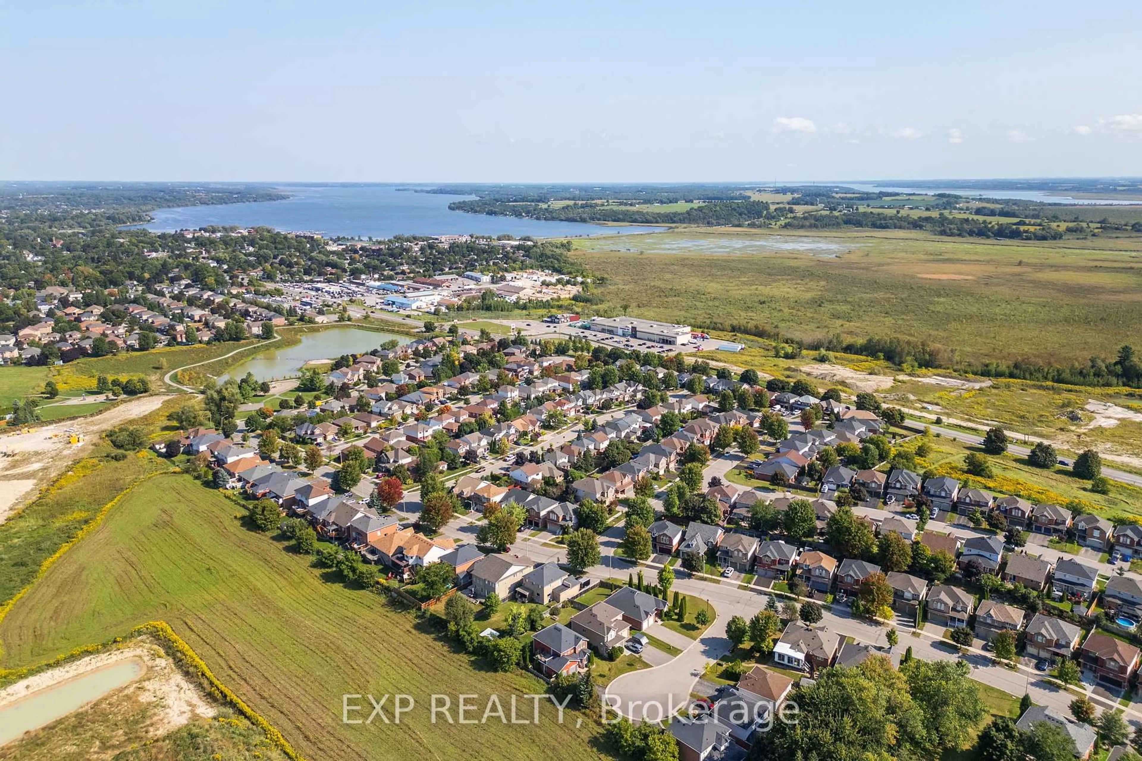 A pic from outside/outdoor area/front of a property/back of a property/a pic from drone, water/lake/river/ocean view for 88 Calwell Dr, Scugog Ontario L9L 1T7