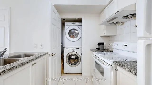Additional property image - 68 Grangeway Ave Unit 2208