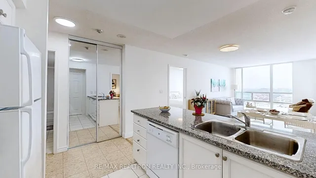 Additional property image - 68 Grangeway Ave Unit 2208