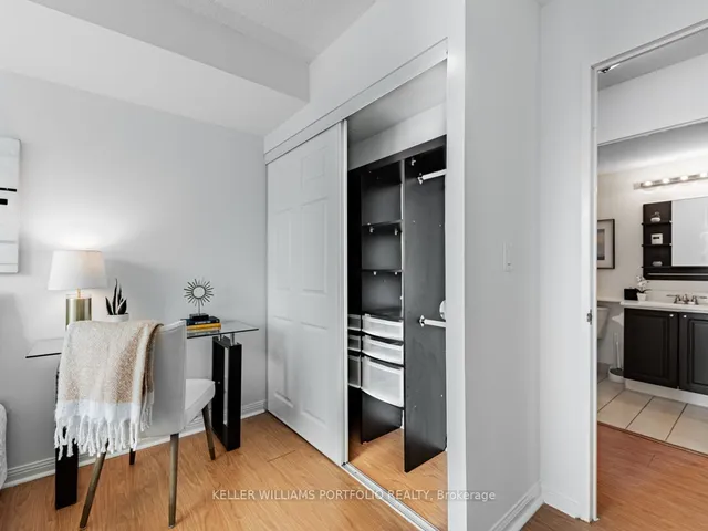 Additional property image - 11 Lee Centre Dr Unit PH208