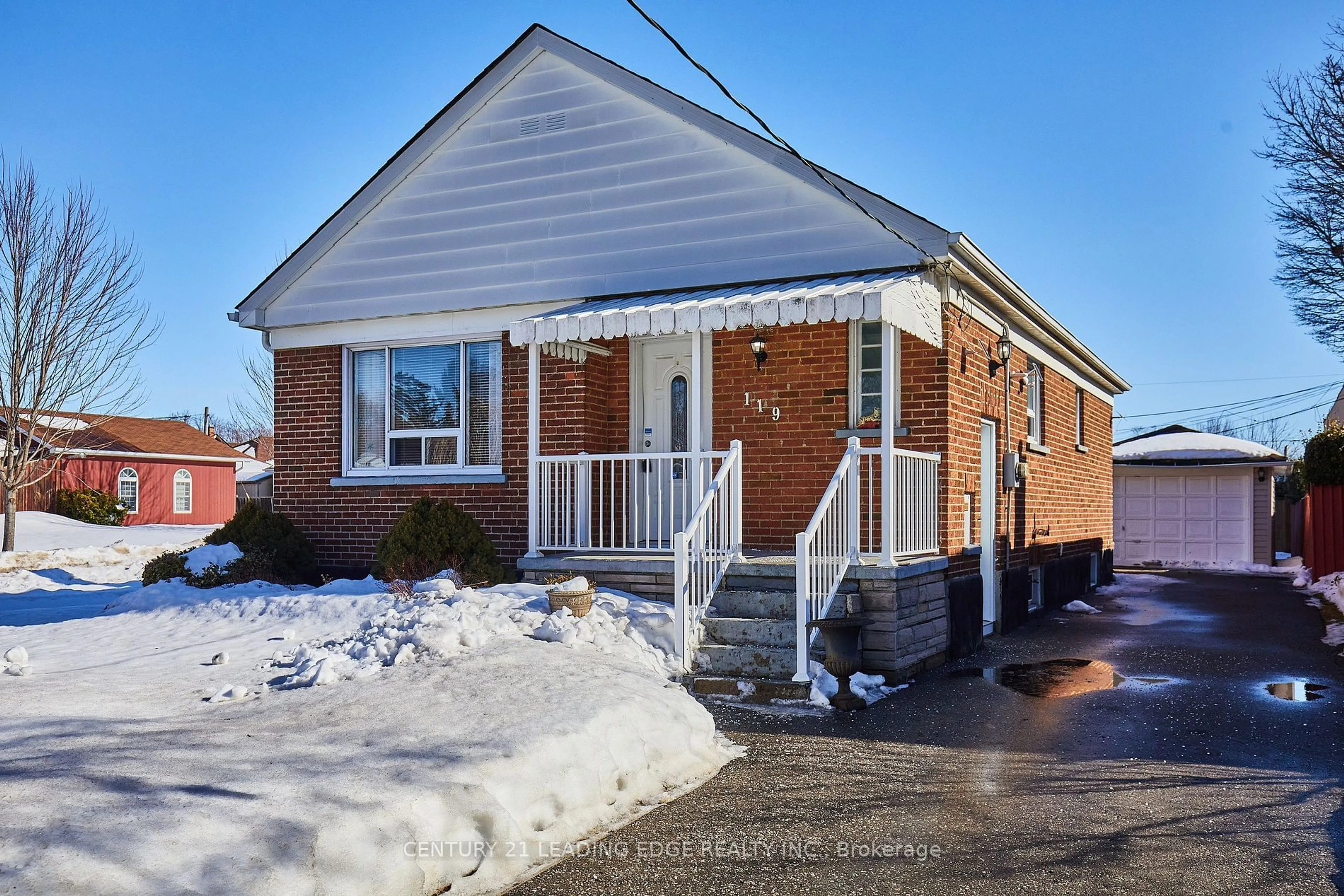 Home with brick exterior material, street for 119 HIGHLAND Ave, Oshawa Ontario L1H 6A5