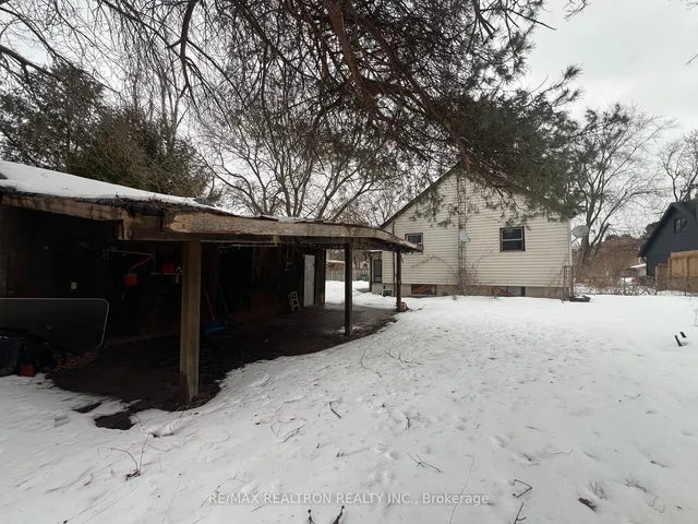 Additional property image - 212 Manse Rd