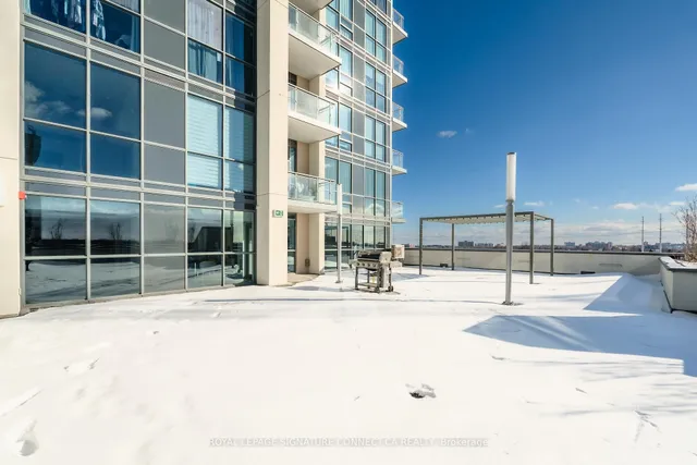 Additional property image - 10 Meadowglen Pl Unit 805