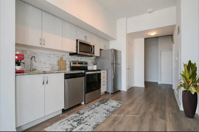 Additional property image - 10 Meadowglen Pl Unit 805
