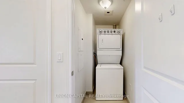 Additional property image - 1038 McNicoll Ave Unit 316