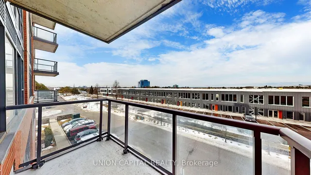 Additional property image - 1038 McNicoll Ave Unit 316
