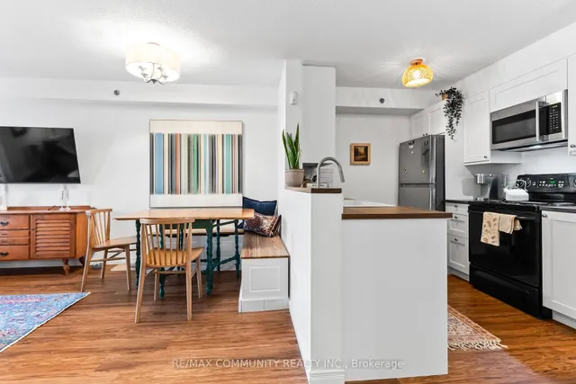 Additional property image - 684 Warden Ave Unit 408