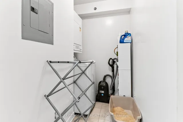 Additional property image - 684 Warden Ave Unit 408