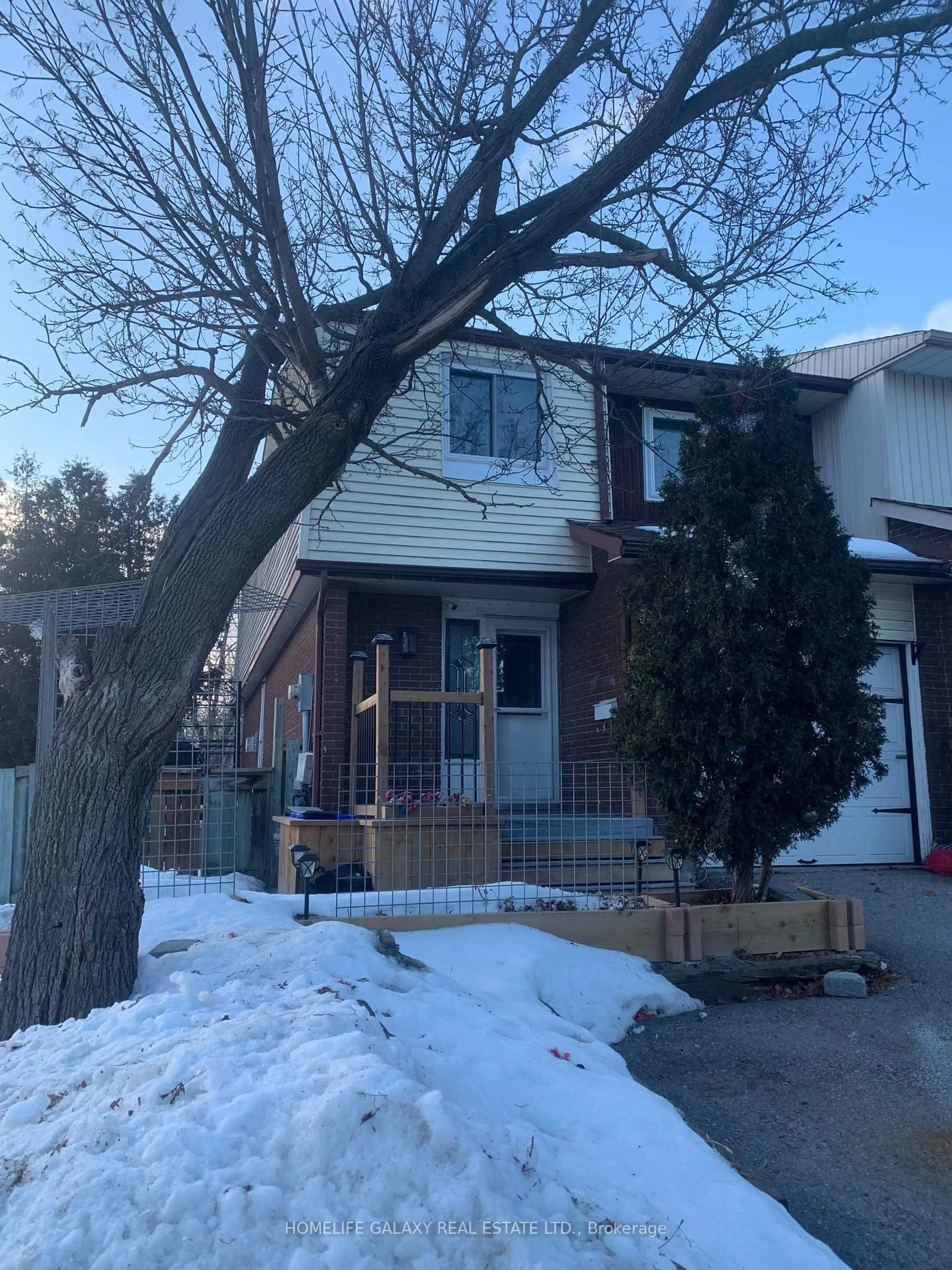 Home with brick exterior material, street for 1418 Fieldlight Blvd, Pickering Ontario L1V 2V5