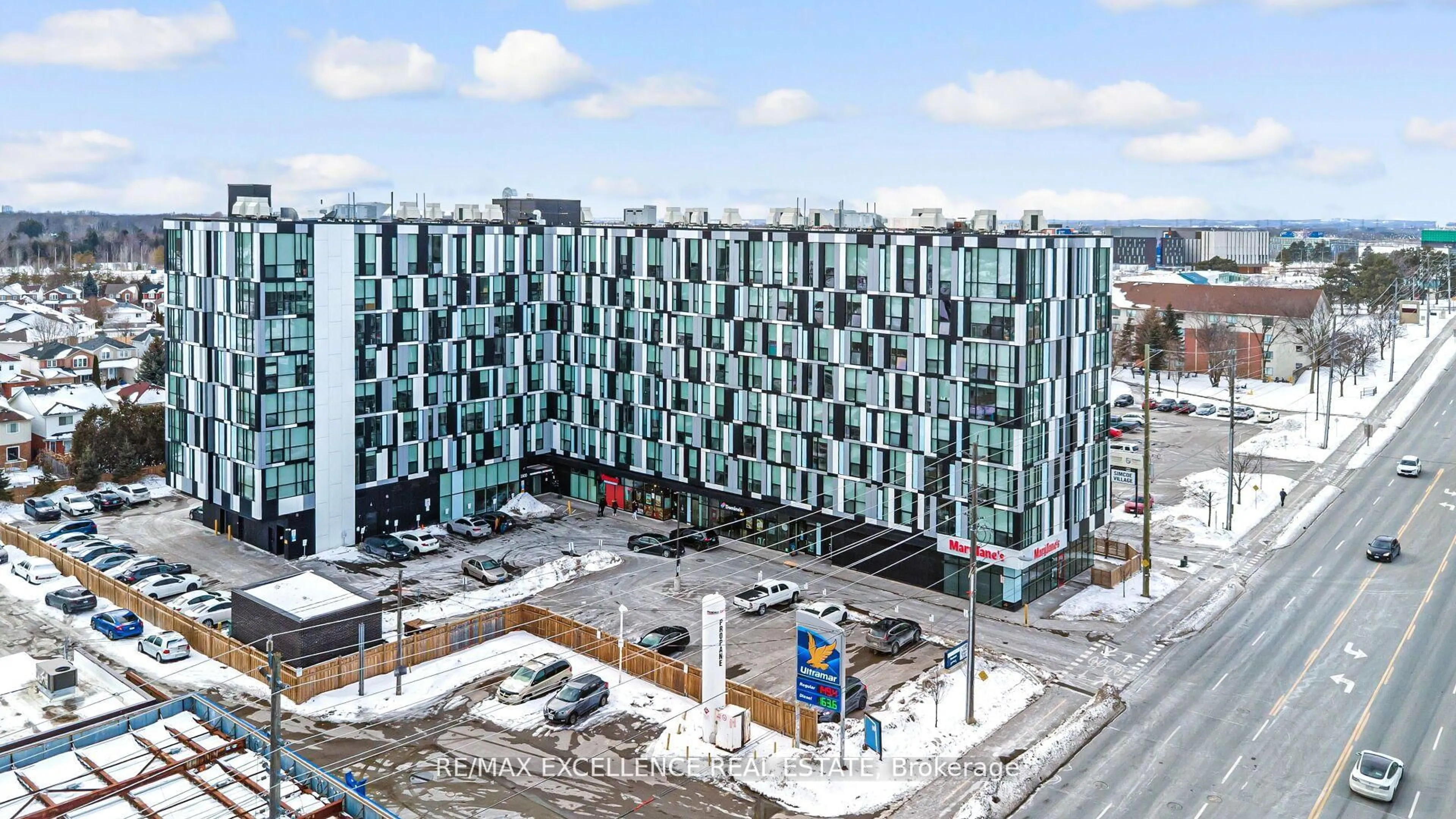 A pic from outside/outdoor area/front of a property/back of a property/a pic from drone, city buildings view from balcony for 1900 Simcoe St #413, Oshawa Ontario L1G 0C1