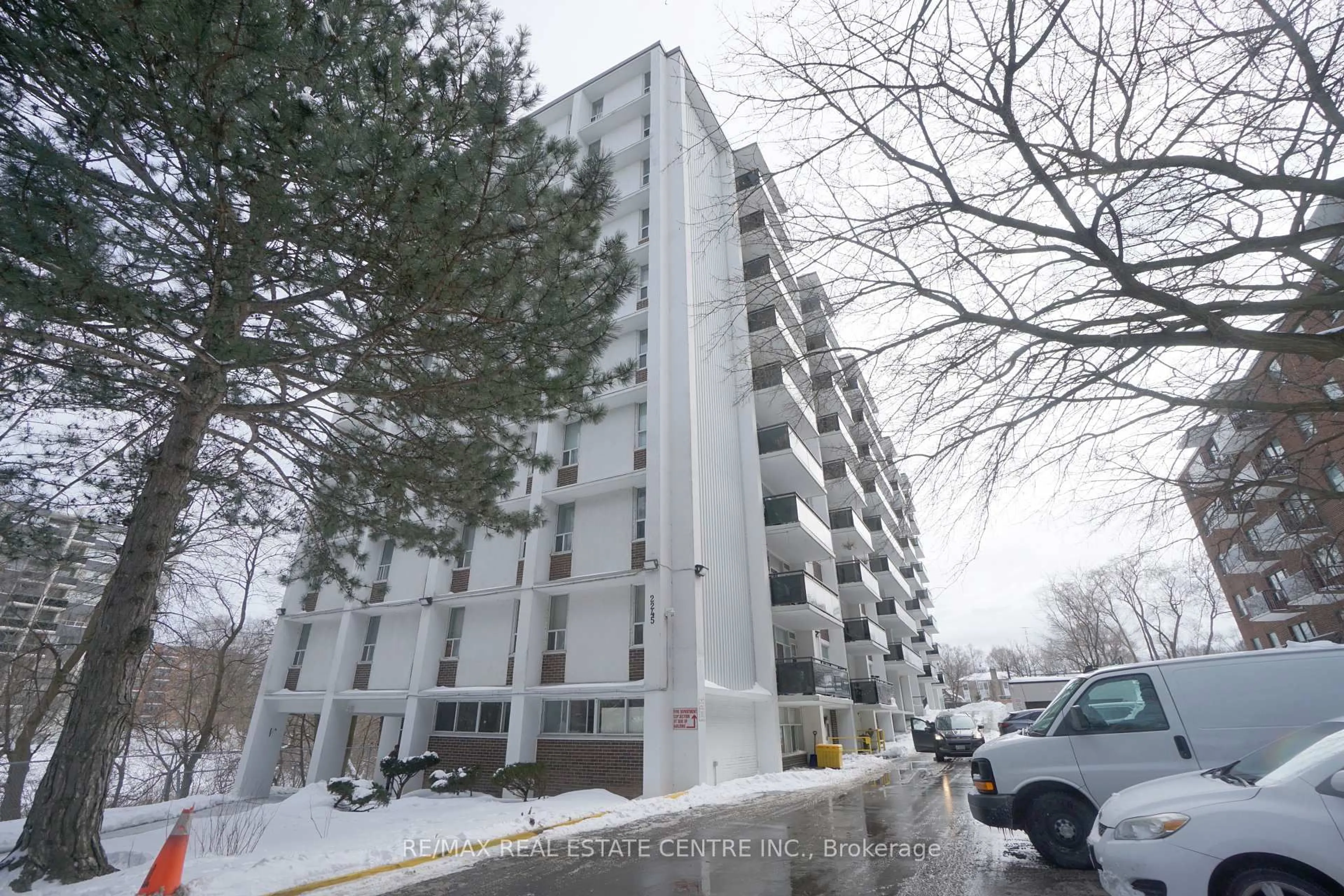 Unknown for 2245 Eglinton Ave #807, Toronto Ontario M1K 2N3