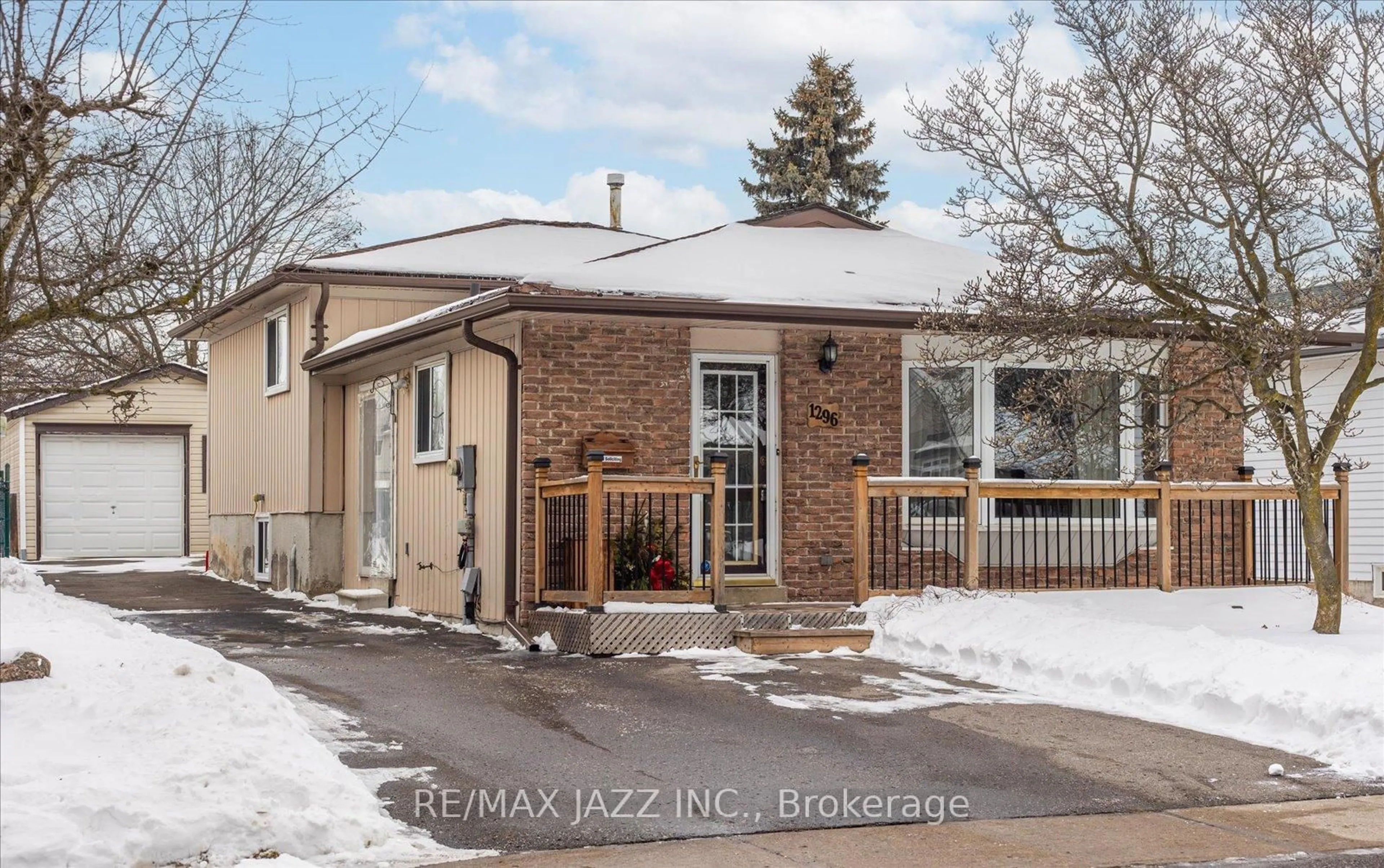 Home with brick exterior material, street for 1296 Belair Cres, Oshawa Ontario L1K 1H1