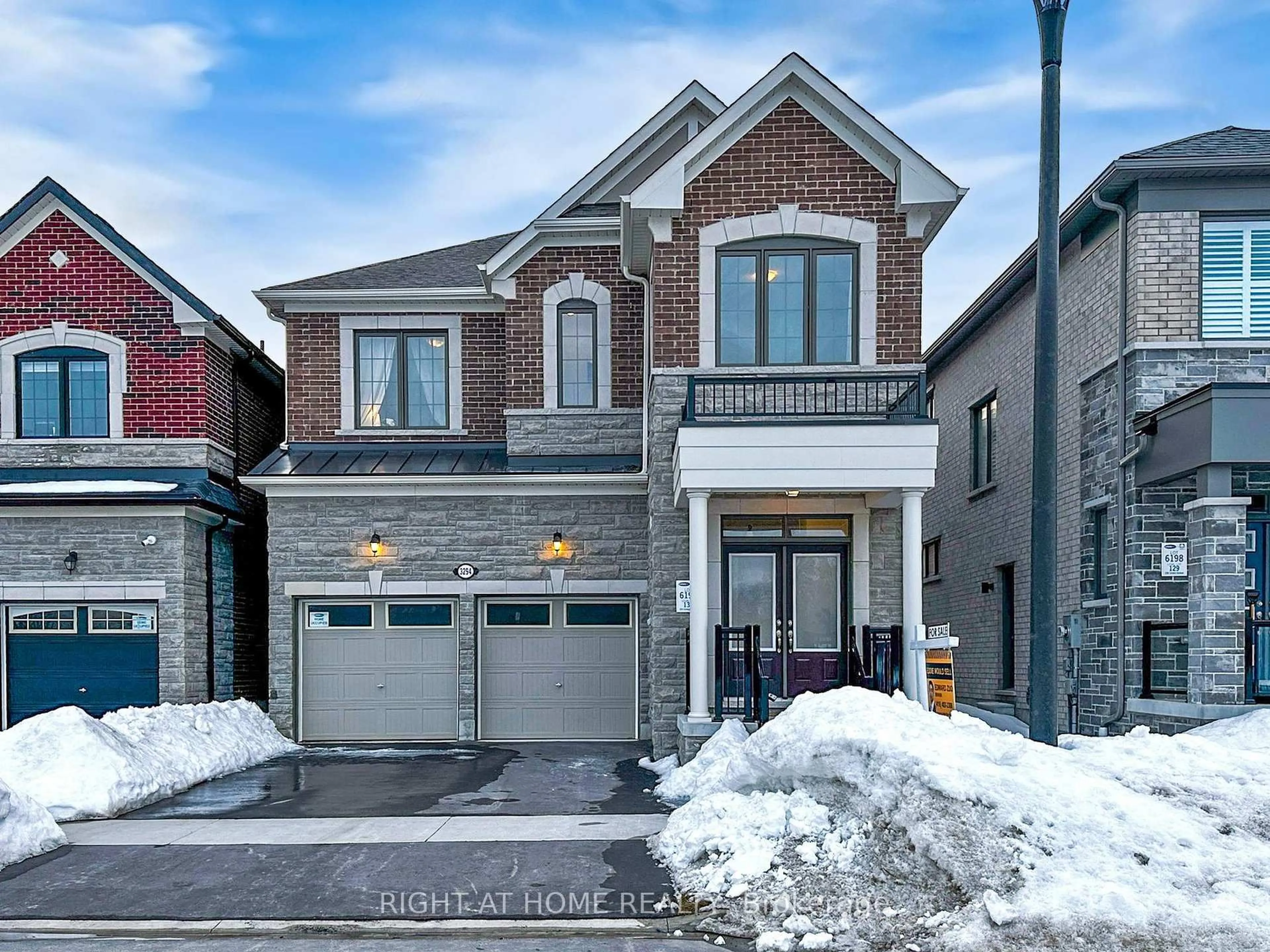 Home with brick exterior material, street for 3294 Turnstone Blvd, Pickering Ontario L1X 0M9