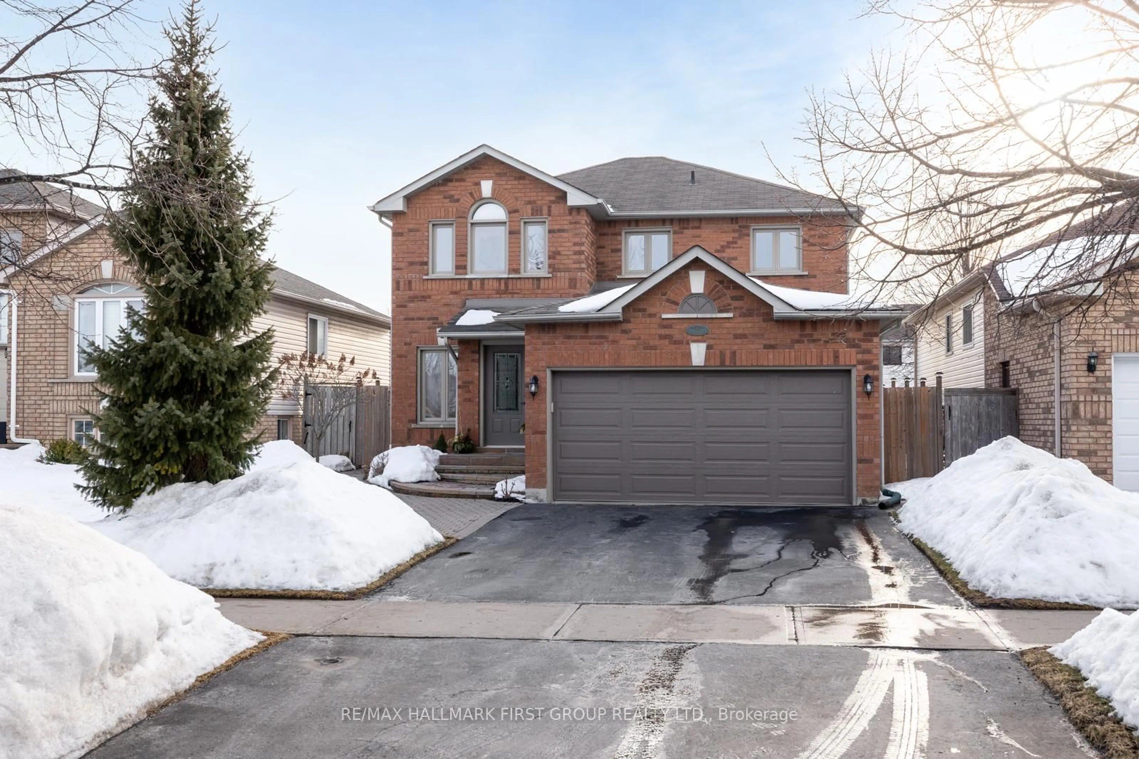 Home with brick exterior material, street for 18 Laurelwood St, Clarington Ontario L1C 4Z7