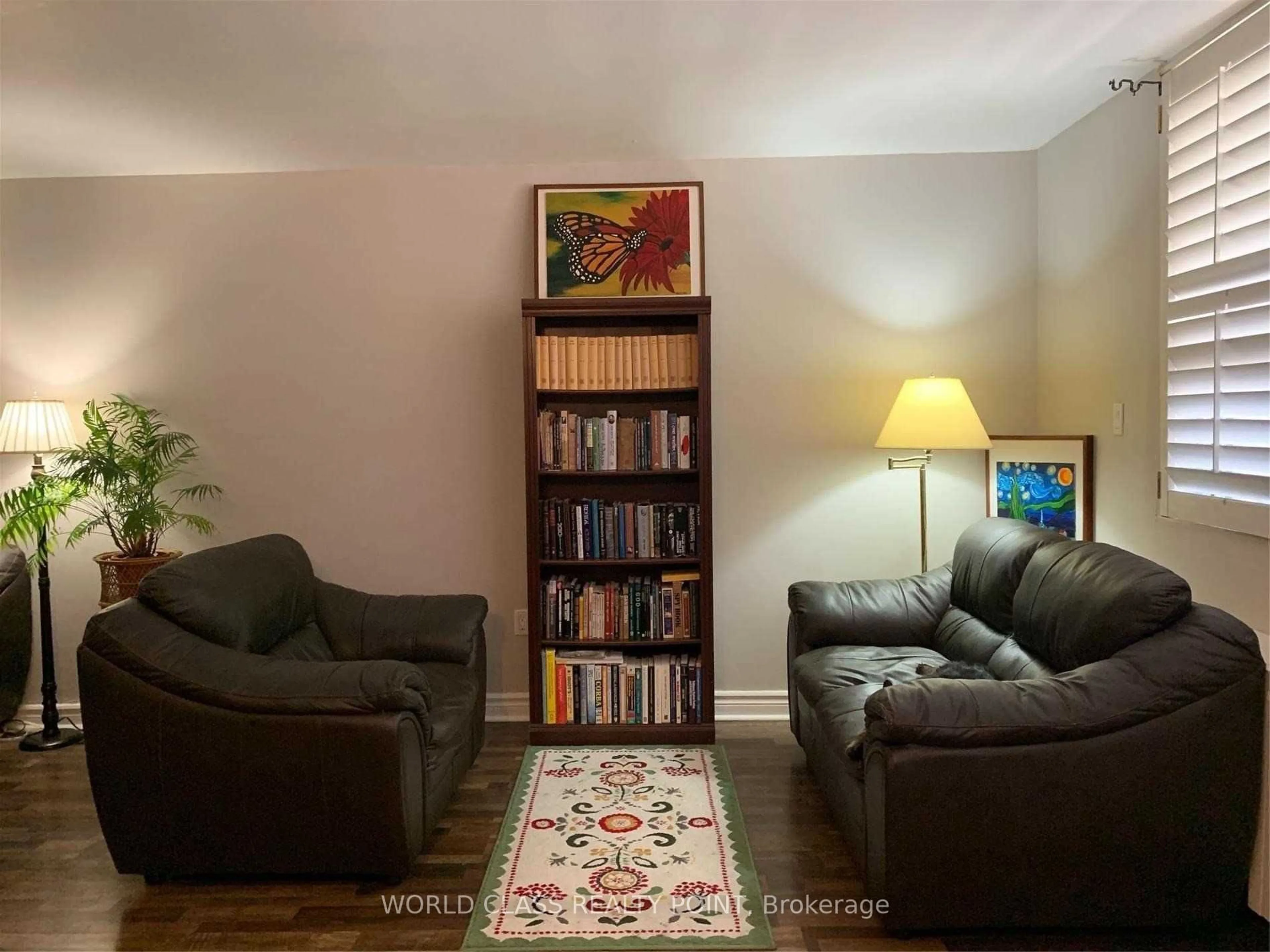 Living room with furniture, unknown for 3420 Eglinton Ave #807, Toronto Ontario M1J 2H9