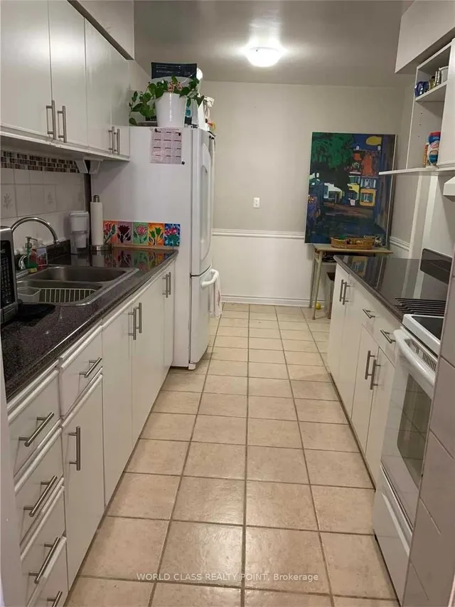 Additional property image - 3420 Eglinton Ave Unit 807