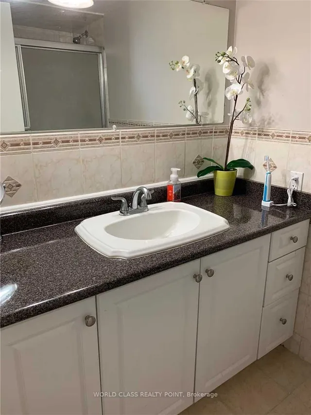 Additional property image - 3420 Eglinton Ave Unit 807