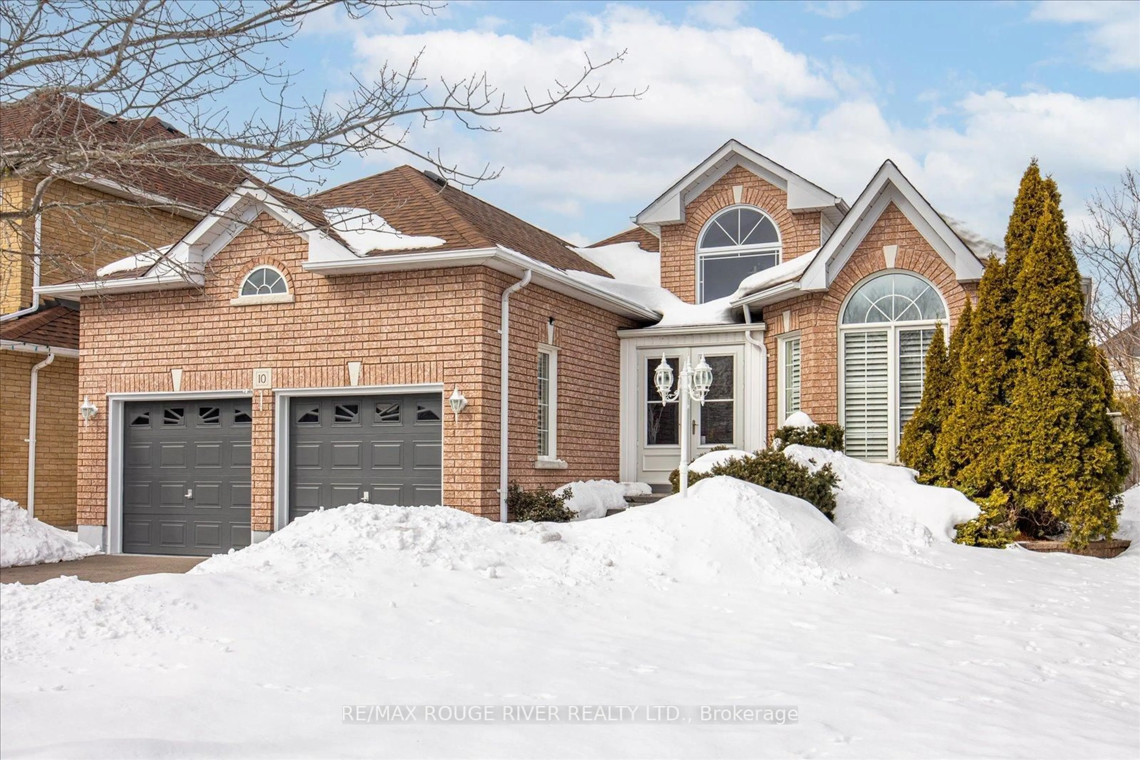 Home with brick exterior material, street for 10 Sandford Cres, Whitby Ontario L1R 2R7