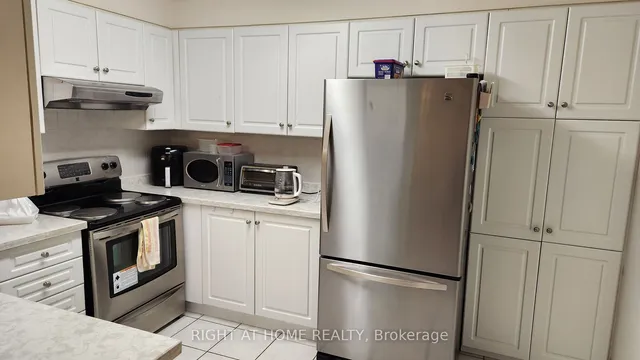 Additional image 6 of 1883 McNicoll Ave Unit 823
