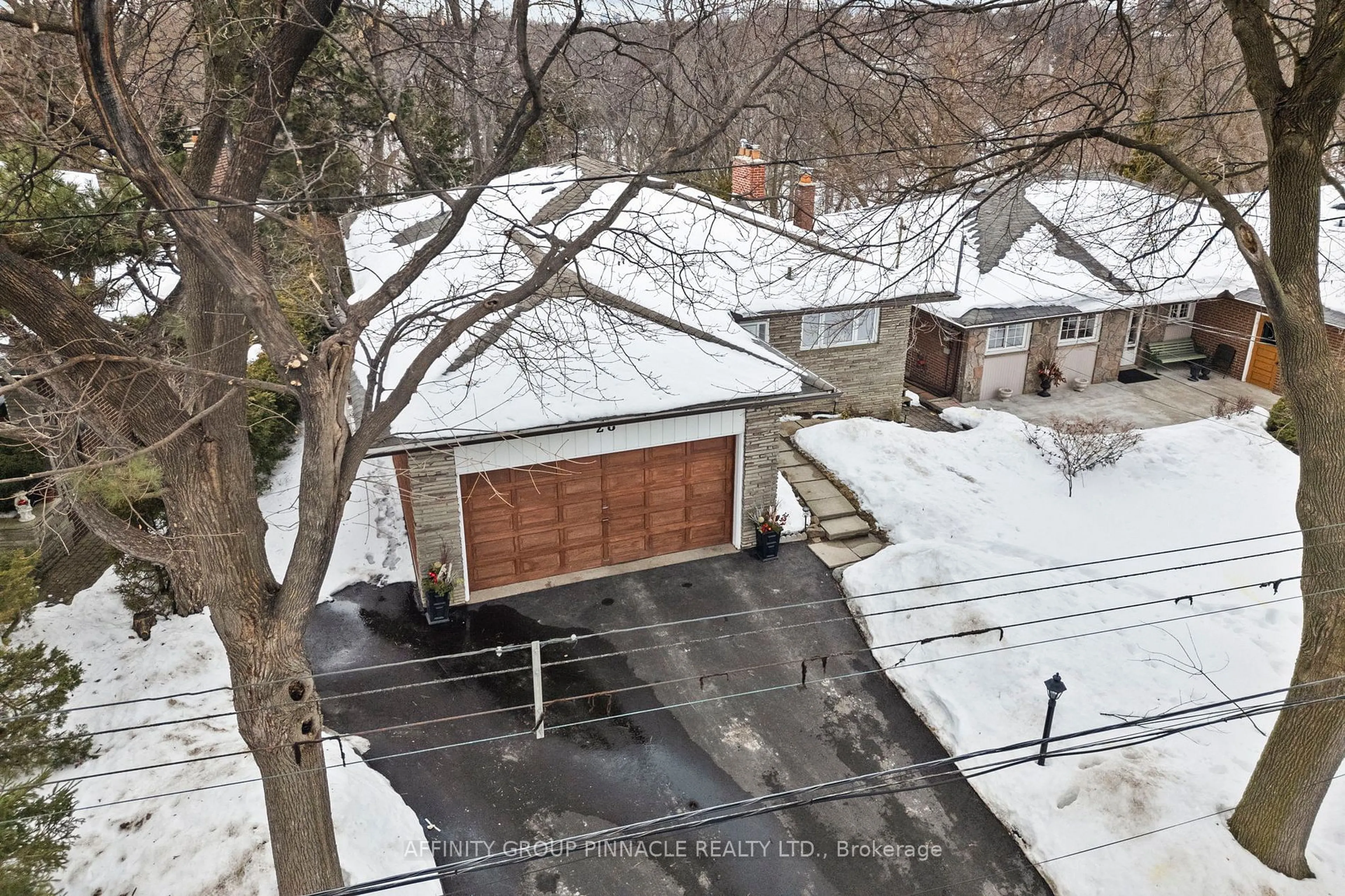 A pic from outside/outdoor area/front of a property/back of a property/a pic from drone, street for 28 Landfair Cres, Toronto Ontario M1J 3A7