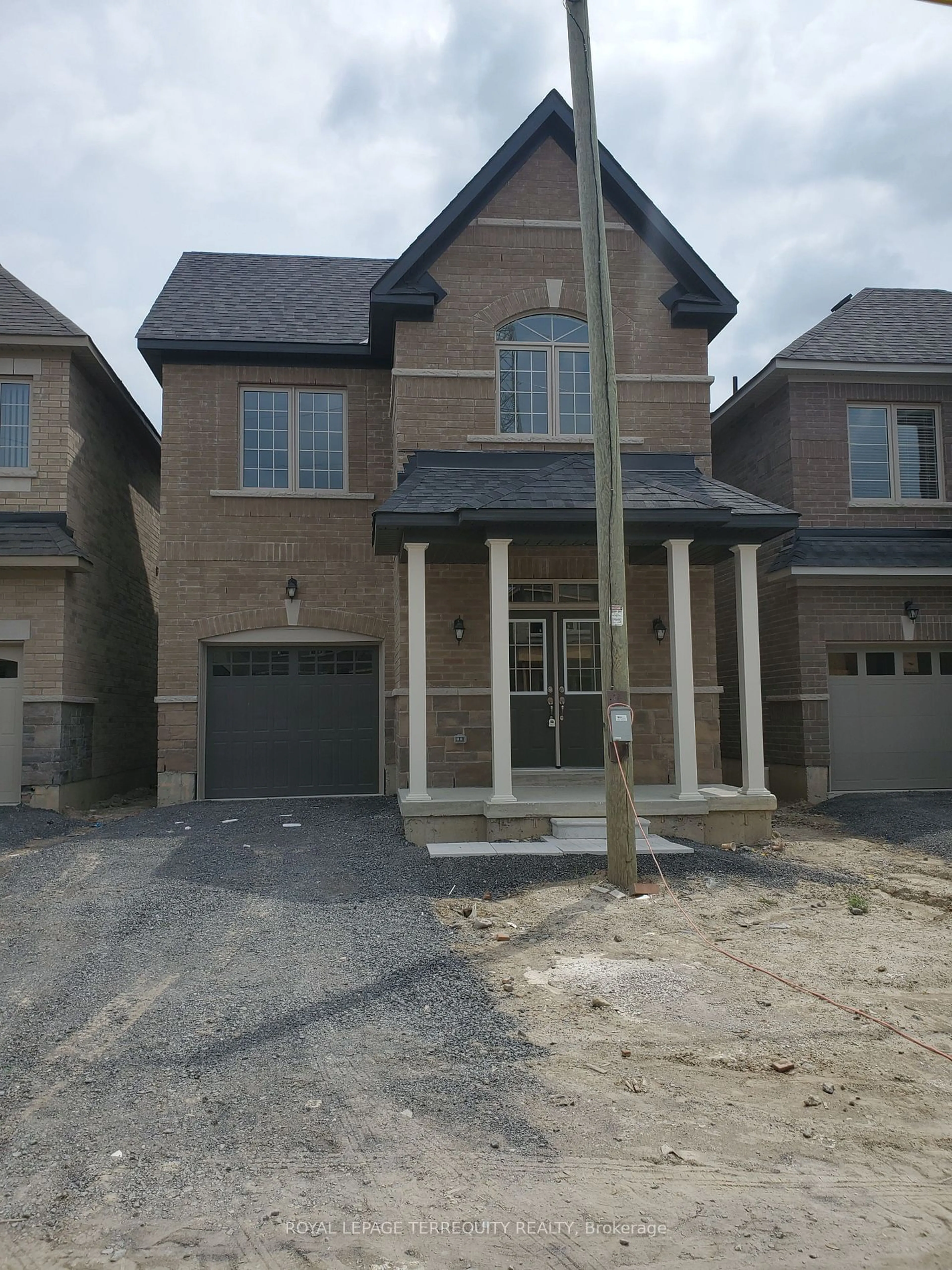 Home with brick exterior material, street for 1095 Skyridge Blvd, Pickering Ontario L1X 0M8