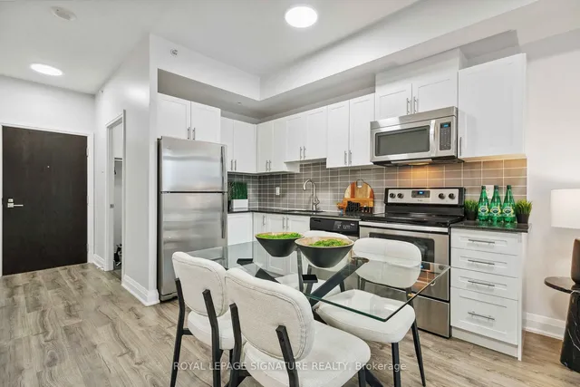 Additional property image - 3520 Danforth Ave Unit 212