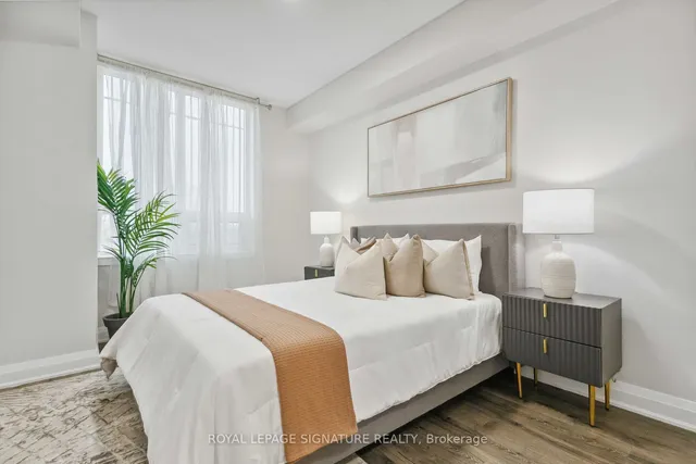 Additional property image - 3520 Danforth Ave Unit 212