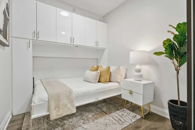 Additional property image - 3520 Danforth Ave Unit 212