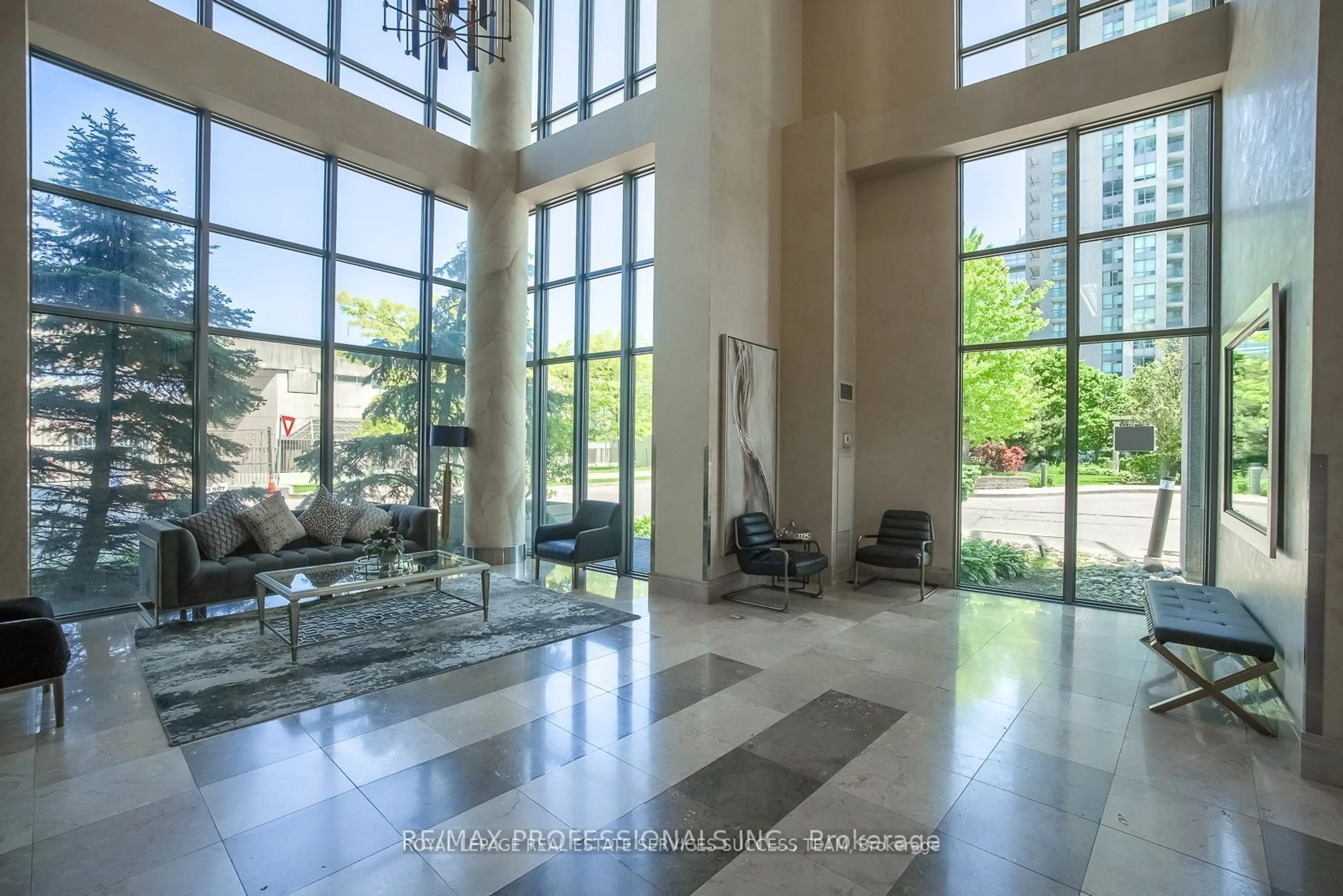 Indoor foyer for 50 Brian Harrison Way #2001, Toronto Ontario M1P 5J4