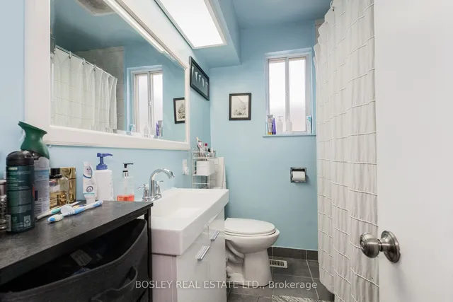 Additional property image - 11 Trinnell Blvd