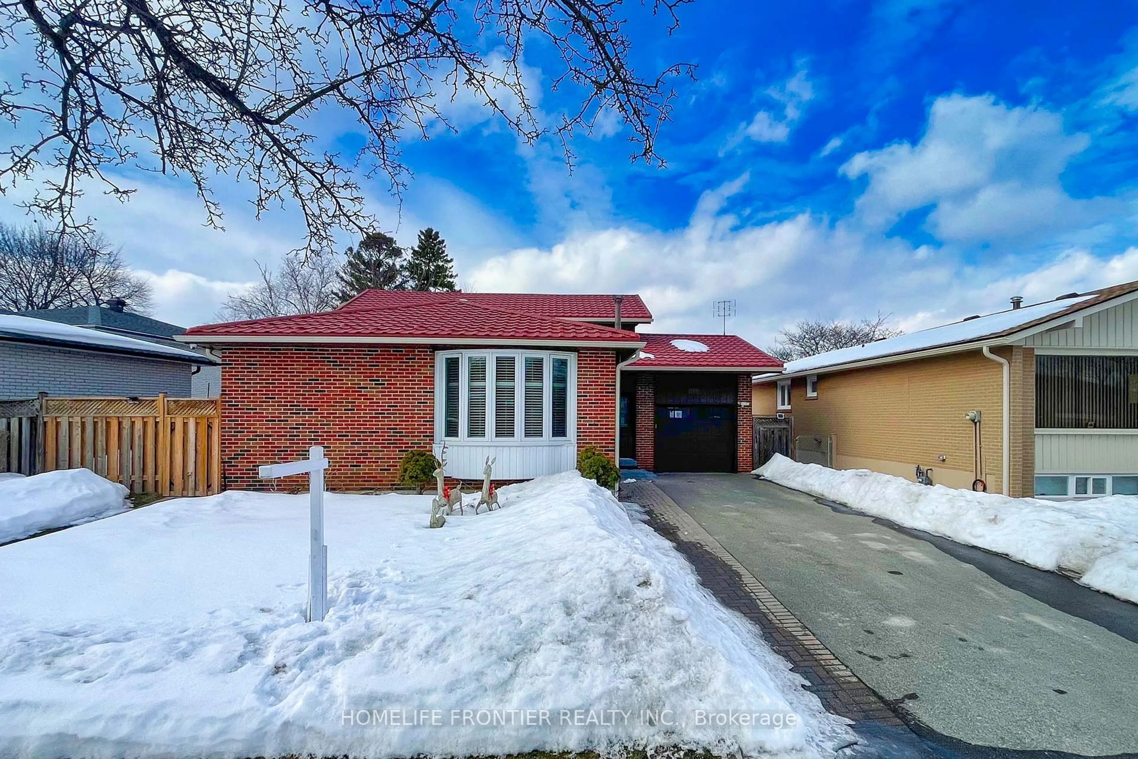 Home with brick exterior material, street for 16 Bridlington St, Toronto Ontario M1H 2L5