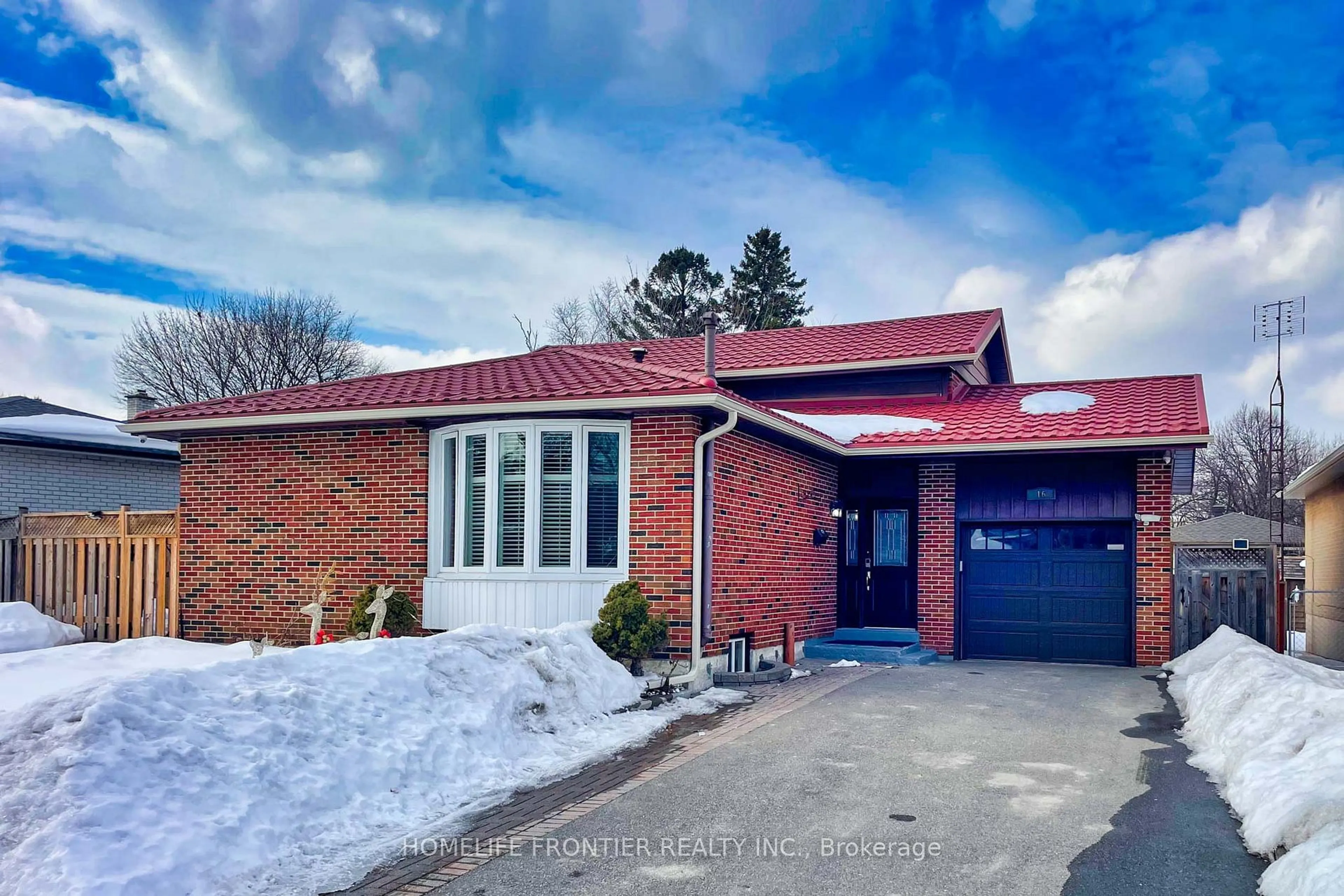 Home with brick exterior material, street for 16 Bridlington St, Toronto Ontario M1H 2L5