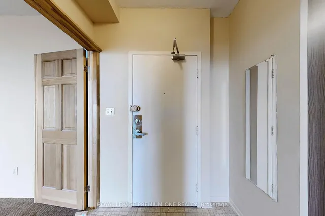 Additional property image - 1 Massey Sq Unit PH19