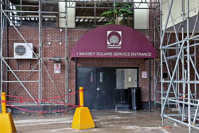 Additional property image - 1 Massey Sq Unit PH19