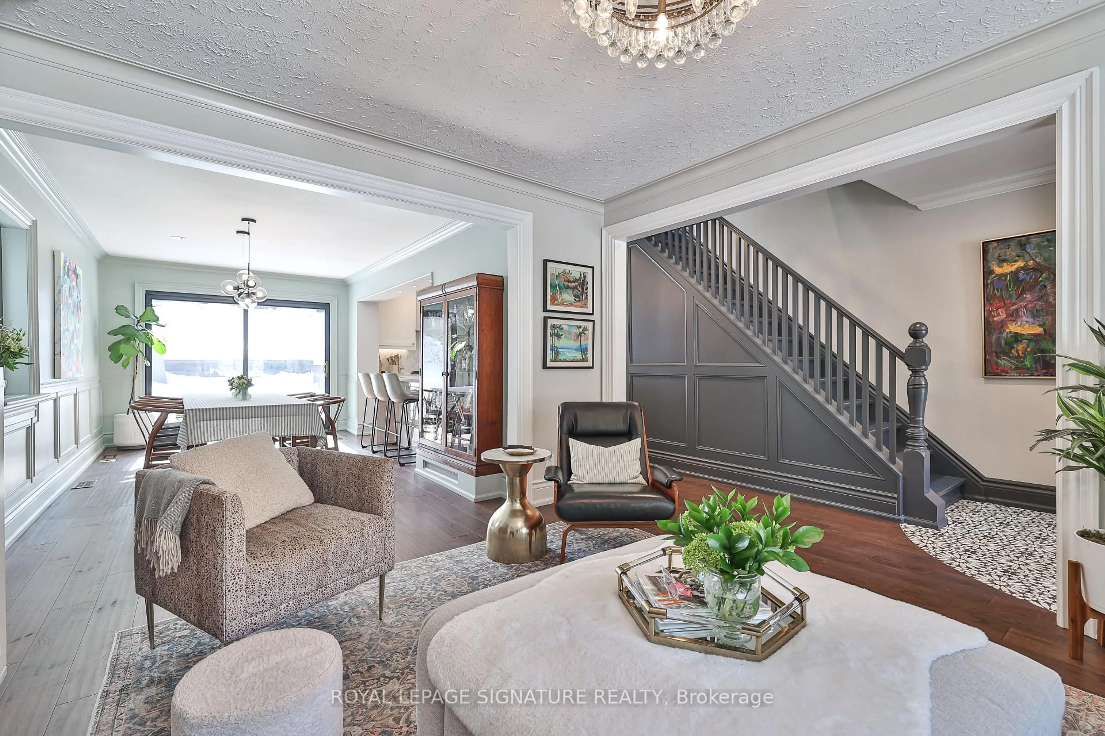 Living room with furniture, unknown for 67 Glen Davis Cres, Toronto Ontario M4E 1X7