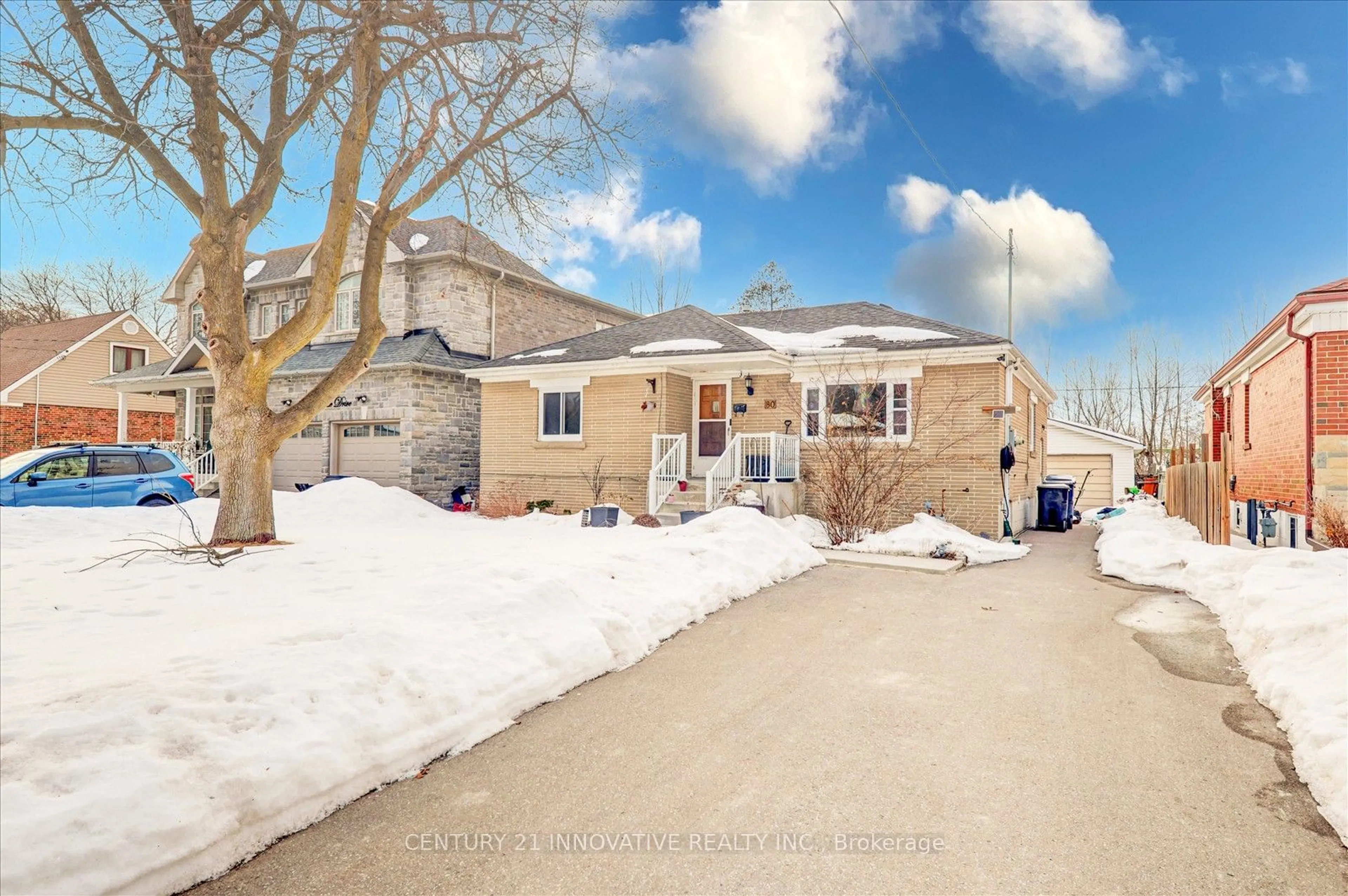 A pic from outside/outdoor area/front of a property/back of a property/a pic from drone, street for 80 Adanac Dr, Toronto Ontario M1M 2E4