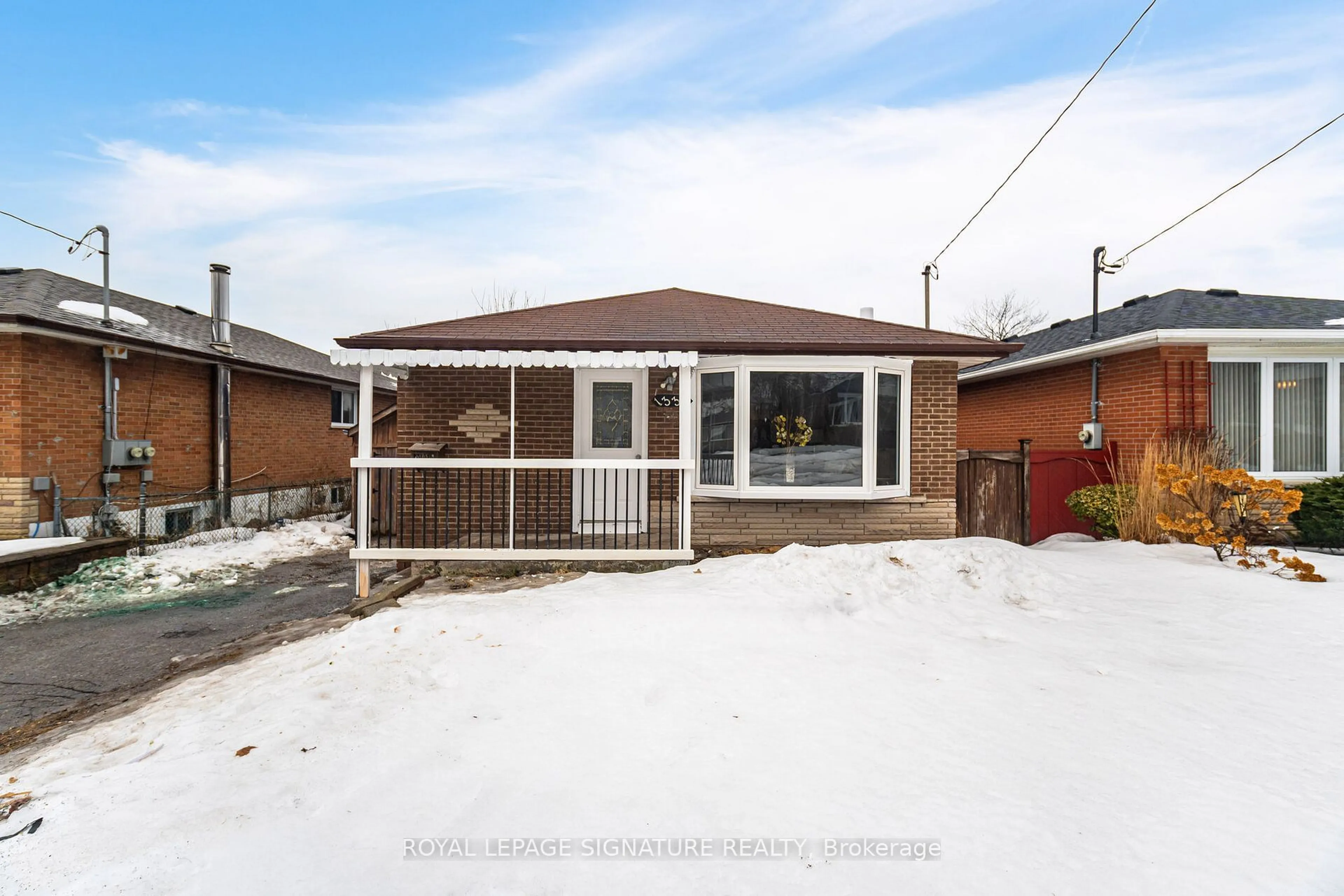 Home with brick exterior material, street for 1335 Scugog Ave, Oshawa Ontario L1J 1J5