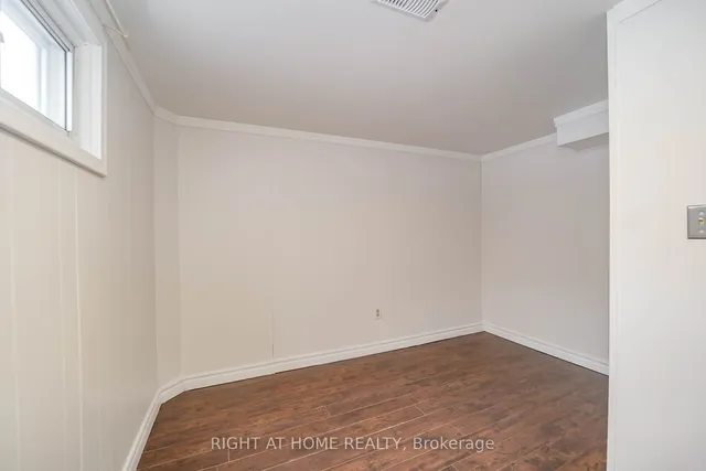 Additional image 4 of 182 Crocus Dr