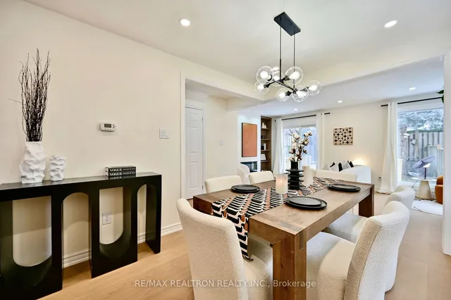 Additional property image - 28 Baronial Crt