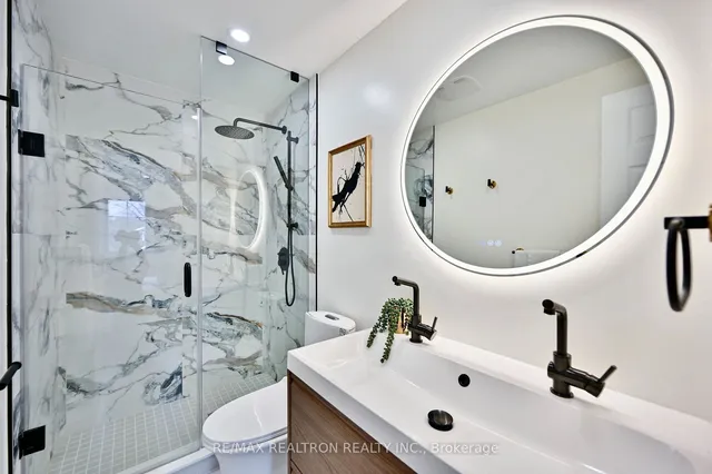 Additional property image - 28 Baronial Crt